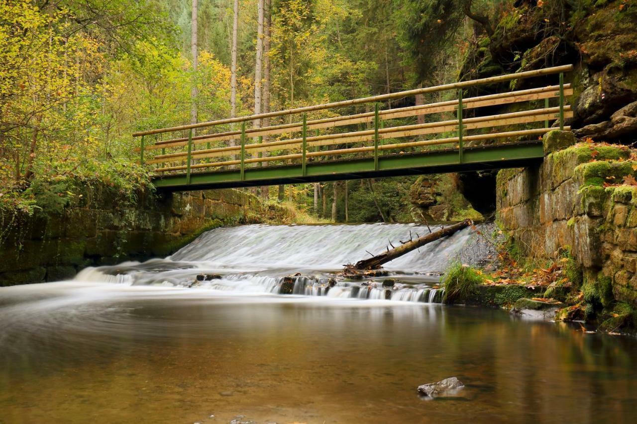 Chalupa U první skály Chřibská Esterno foto